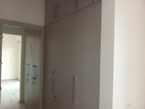 Room in 3.5 BHK Apartment at Adani Oyster Greens, Sector 102 – for Sale