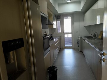 Kitchen in 3 BHK Apartment at DLF Park Place, Sector 54 – for Rent
