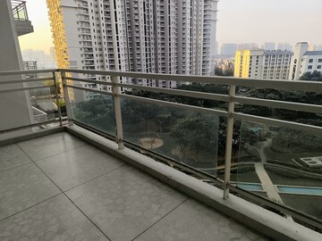 Balcony in 3 BHK Apartment at DLF Park Place, Sector 54 – for Rent