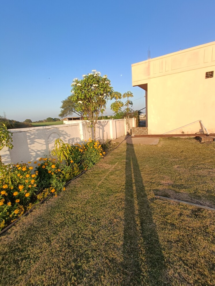 Garden, ringnodiya Commercial Land 2590 Sq.Ft. In Ringnodiya Indore 8397142