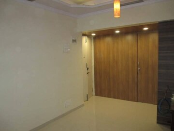 Room in 1 BHK Apartment at Dadarkar Building, Dadar West – for Rent