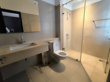 Kitchen in 4 BHK Apartment at Emaar The Palm Springs, Sector 54 – for Rent