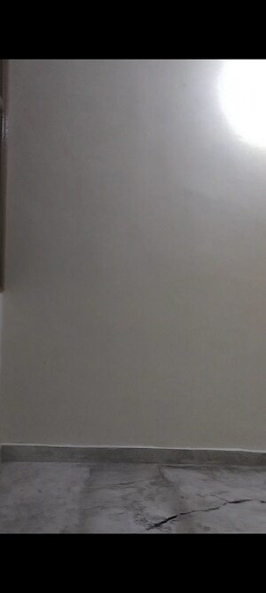 Room in 1 BHK Builder Floor at New Ashok Nagar – for Sale