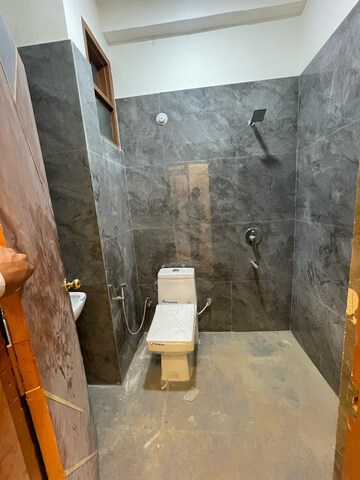 Bathroom in 3 BHK Villa at Arsha Madhav Greens, Gomti Nagar – for Sale