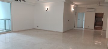 Room in 4 BHK Apartment at DLF The Crest, Sector 54 – for Rent