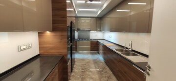 Kitchen in 4 BHK Apartment at DLF The Crest, Sector 54 – for Rent