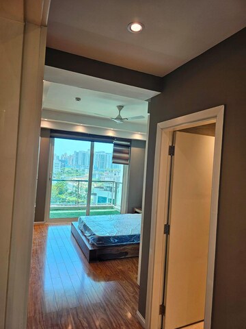 Room in 4 BHK Apartment at DLF The Crest, Sector 54 – for Rent