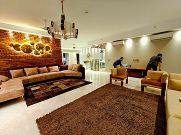4 BHK Apartment For Rent in DLF The Crest, Sector 54