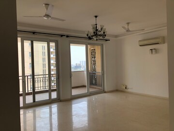 Room in 3 BHK Apartment at Emaar The Palm Springs, Sector 54 – for Rent