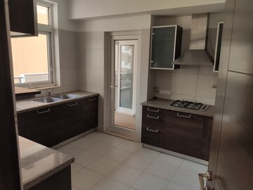 Kitchen in 3 BHK Apartment at Emaar The Palm Springs, Sector 54 – for Rent