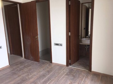 Room in 3 BHK Apartment at Omkar Alta Monte, Malad East – for Sale