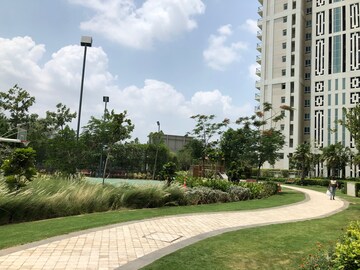 4 BHK Apartment – Exterior View View at DLF The Crest, Sector 54 - for Rent