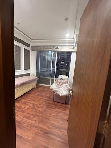 Room in 3 BHK Apartment at Omkar Alta Monte, Malad East – for Sale