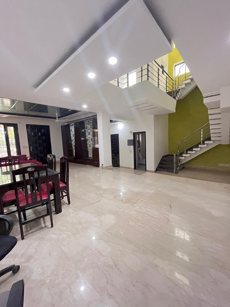 Other, rwa-apartments-sector-108 5 Bedroom 300 Sq.Yd. Independent House In Sector 108 Noida 8397382