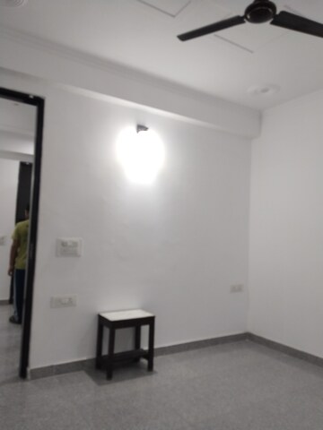Room in 2 BHK Independent House at Ansal Plaza Sector-23, Sector 23 – for Rent