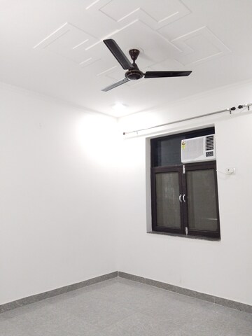 Room in 2 BHK Independent House at Ansal Plaza Sector-23, Sector 23 – for Rent