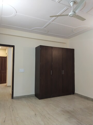 Room in 3 BHK Independent House at Ansal Plaza Sector-23, Sector 23 – for Rent