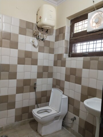 Bathroom in 3 BHK Independent House at Ansal Plaza Sector-23, Sector 23 – for Rent