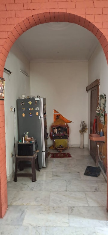Living Room in 2 BHK Independent House at Ansal Plaza Sector-23, Sector 23 – for Rent