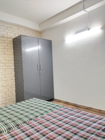 Room in 2 BHK Builder Floor at Ansal Plaza Sector-23, Sector 23 – for Rent