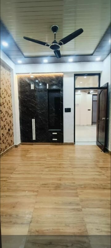 Room in 2 BHK Builder Floor at Kanha Apartments Indirapuram, Shakti Khand 2 – for Rent