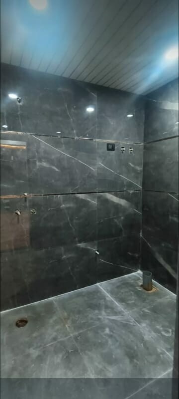 Bathroom in 2 BHK Builder Floor at Kanha Apartments Indirapuram, Shakti Khand 2 – for Rent