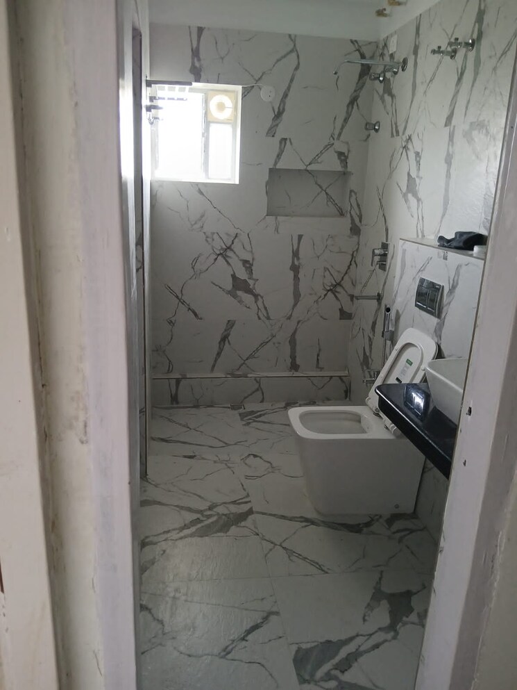 Bathroom, kasba Pg For Girls In Kasba 8397520