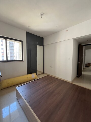 Room in 2 BHK Apartment at Lodha Palava Aurelia C H I, Dombivli East – for Rent