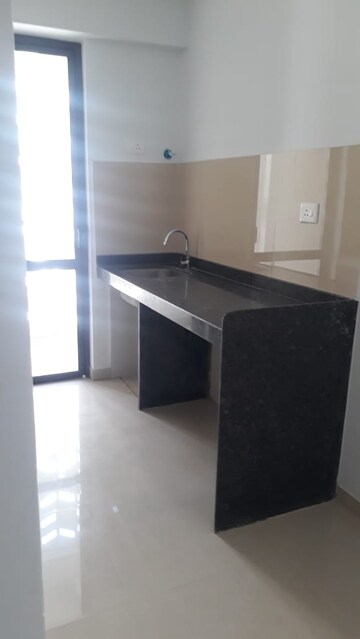 2 BHK Apartment For Rent in Lodha Palava City Lakeshore Greens, Dombivli East