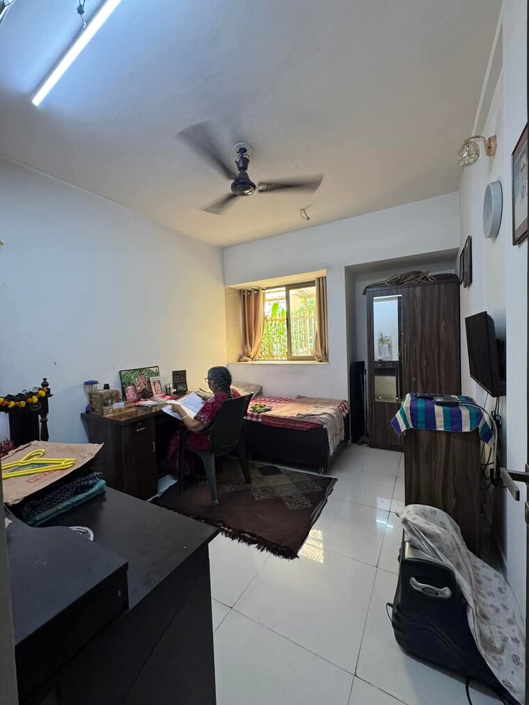 Living Room, lodha-splendora 3 Bedroom 1124 Sq.Ft. Apartment In Ghodbunder Road Thane 8397592