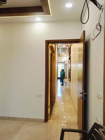 Master Bedroom in 2 BHK Apartment at Kalkaji – for Rent