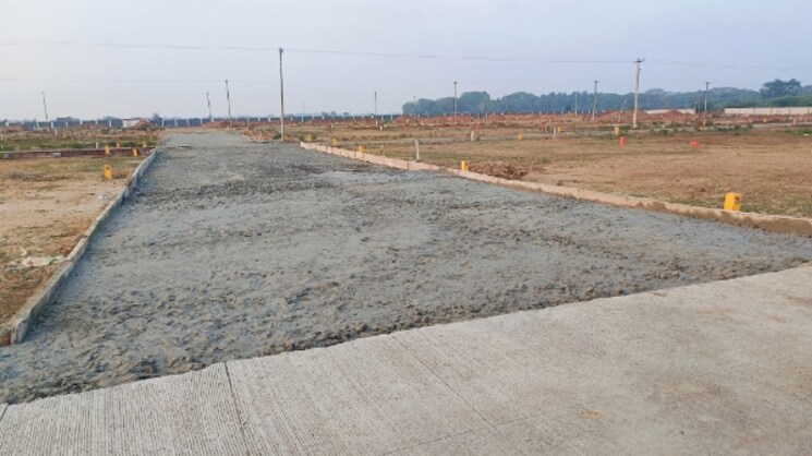 undefined, thiruverumbur  2400 Sq.Ft. Plot In Thiruverumbur Trichy 8397680