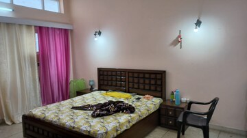 Bedroom in 3 BHK Builder Floor at South Extension I – for Rent