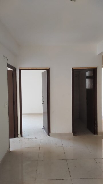 2 BHK Apartment For Rent in Signature Global Proxima, Sector 89