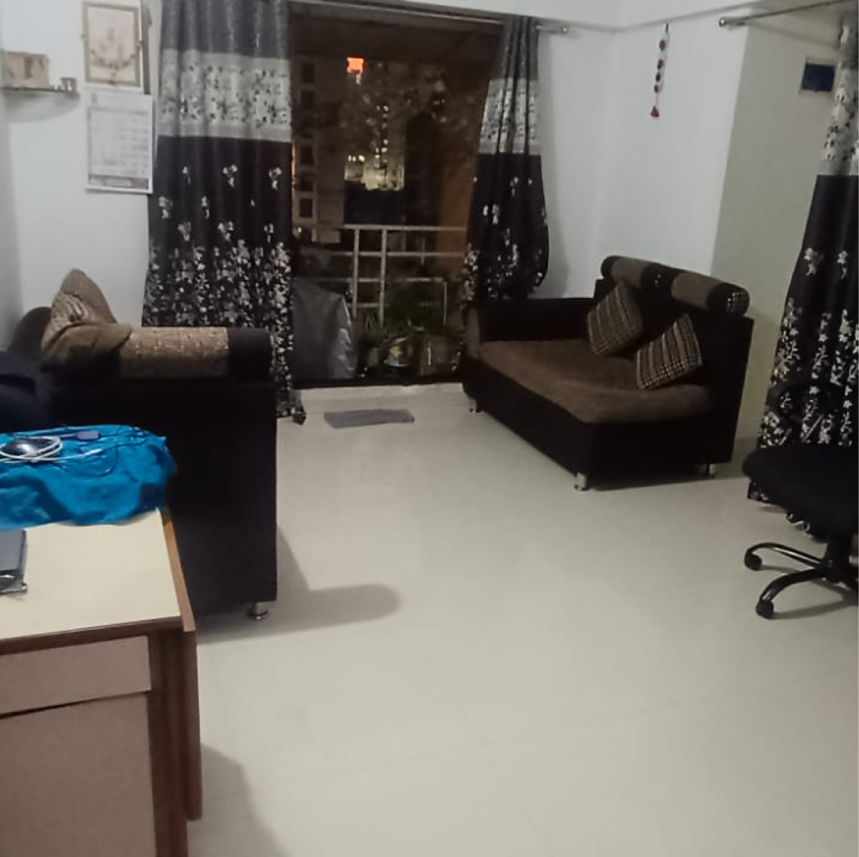 2 BHK + Extra Room Apartment For Sale in Raunak Unnathi Woods Phase 4 And 5