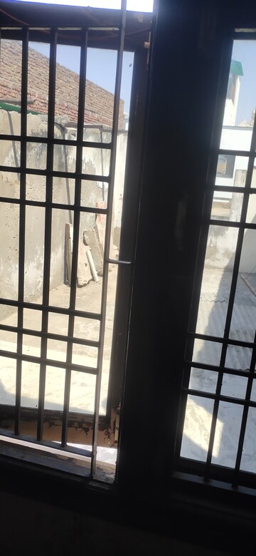 Balcony in 3 BHK Independent House at Trans Yamuna Colony Phase 2 – for Rent