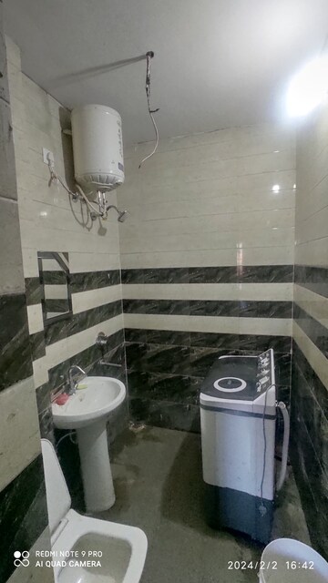 Bathroom in 2 BHK Builder Floor at Kharar Mohali Road – for Rent