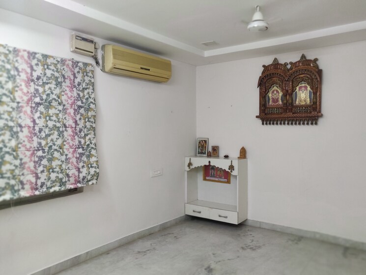 Living Room, the-residence-banjara-hills 3 Bedroom 2000 Sq.Ft. Apartment In Banjara Hills Hyderabad 8397940