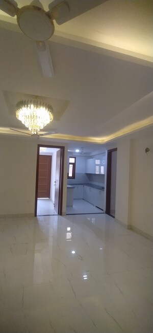 Room in 4 BHK Builder Floor at Panchsheel Vihar – for Sale