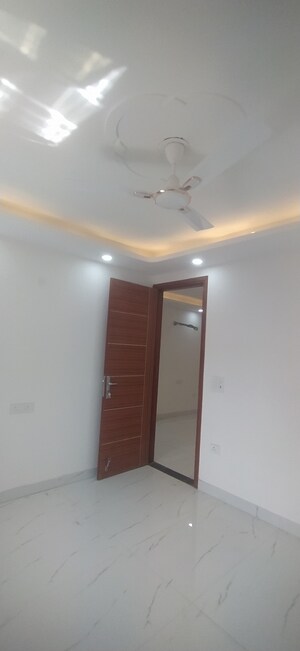 Room in 4 BHK Builder Floor at Panchsheel Vihar – for Sale