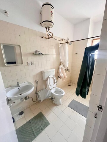Team Area in 3 BHK Apartment at Indiranagar – for Rent