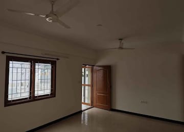 Room in 3 BHK Apartment at C V Raman Nagar – for Rent
