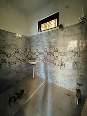 Bathroom in 2 BHK Builder Floor at Shri Balaji BCC Greens, Deva Road – for Sale