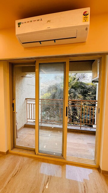 Master Bedroom in 3 BHK Apartment at Acropolis Apartment, Andheri West – for Rent