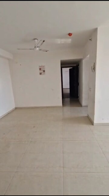 Room in 3 BHK Apartment at Omaxe Royal Residency Faridabad, Sector 79 – for Rent