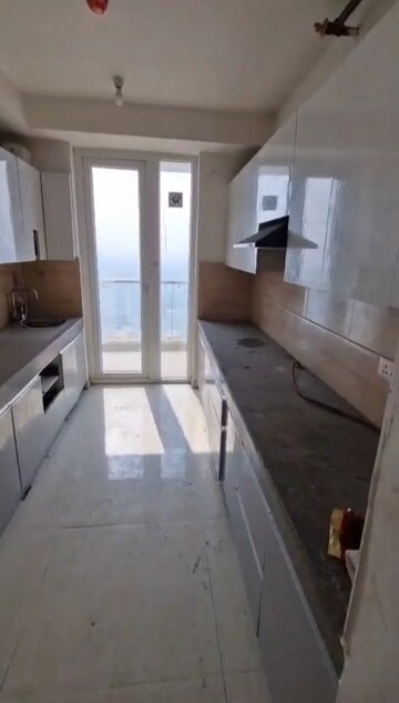 3 BHK Apartment For Rent in Omaxe Royal Residency Faridabad, Sector 79