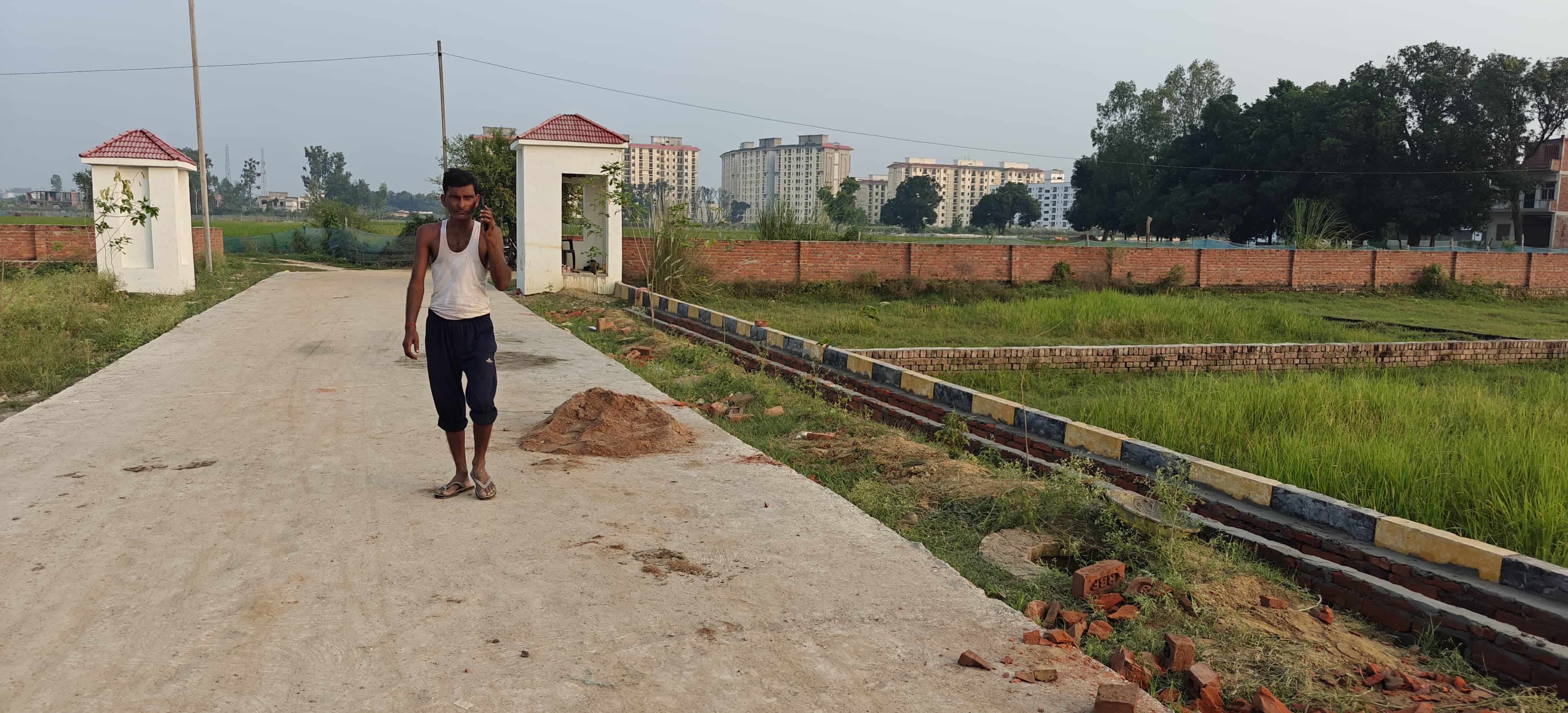 Plot For Sale in Anam Valley