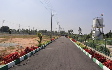 Plot For Sale in Malur