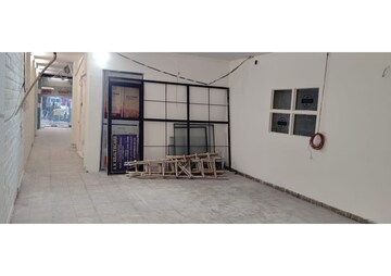 Room in  Shop at Lajpat Nagar – for Rent
