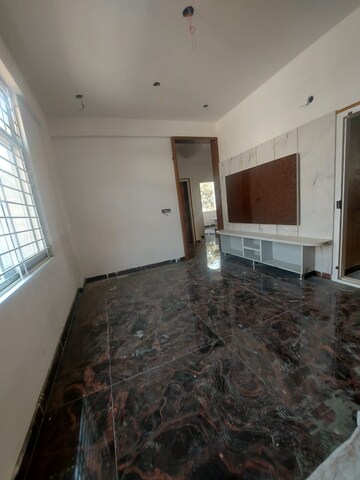 Room in 2 BHK Apartment at New Thippasandra – for Rent